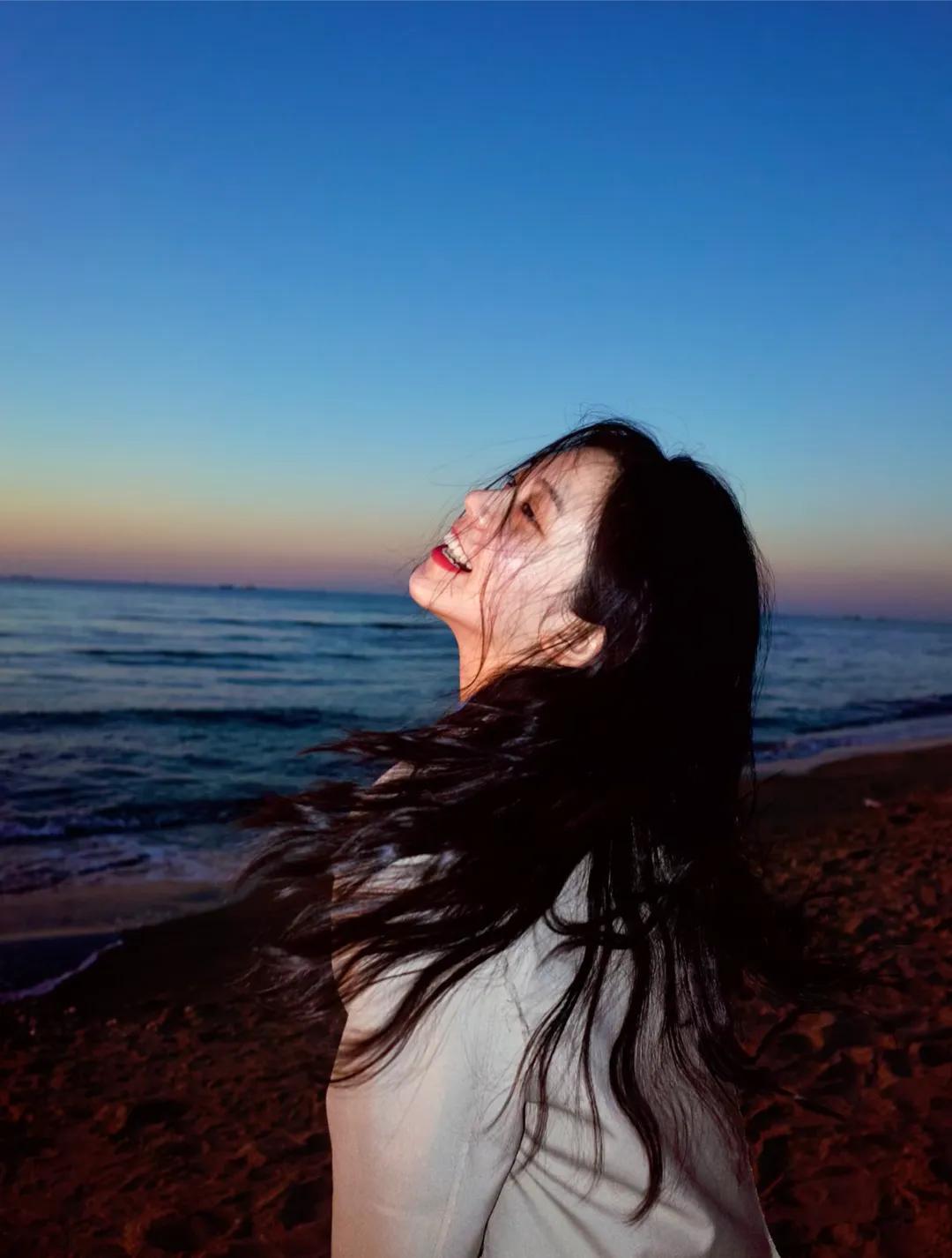 歐美最新背影頭像，引領(lǐng)時(shí)尚潮流的新寵