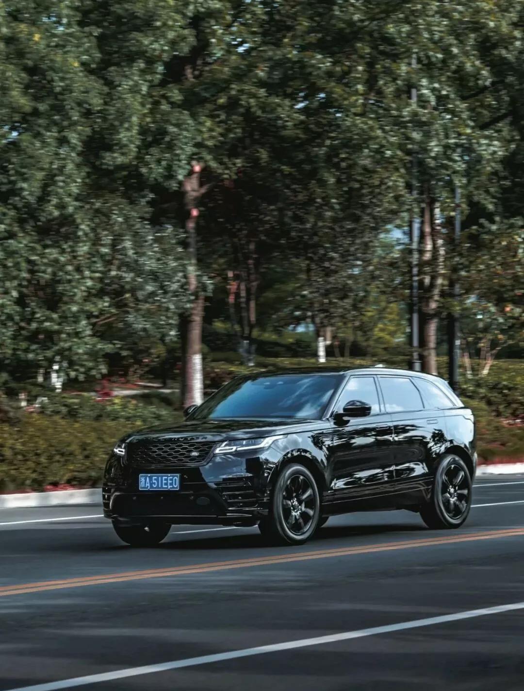 路虎星脈，璀璨領(lǐng)航，時代之選