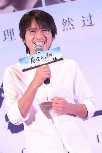 韓寒導(dǎo)演的電影探秘，小巷深處的電影情懷與獨(dú)特小店