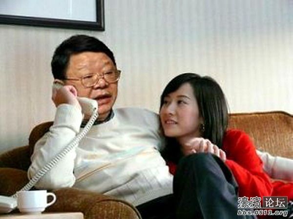 揭秘文強與女明星的隱秘幕后故事，令人震驚！