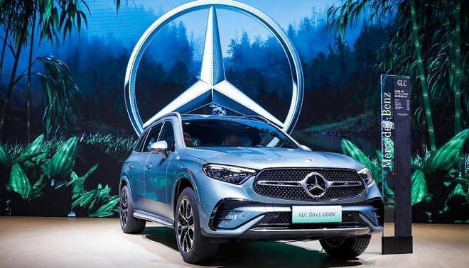 GLC350奔馳最新報價，購車之旅的溫馨指南