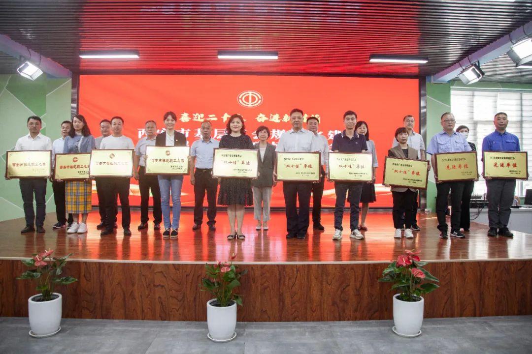 灃京工業(yè)園最新招聘，人才吸引與產(chǎn)業(yè)發(fā)展雙刃劍的挑戰(zhàn)與機(jī)遇