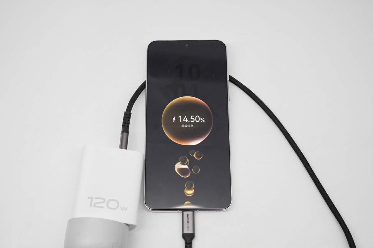 最新快充技術(shù)革新引領(lǐng)未來能源革命，極速充電體驗開啟新篇章