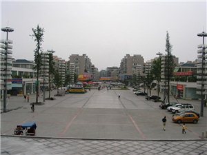 彭山貼吧最新動(dòng)態(tài)，科技新浪潮引領(lǐng)智能產(chǎn)品重磅登場(chǎng)！