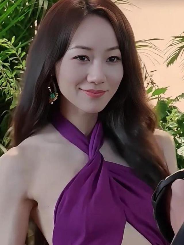 女性頭像時尚潮流演變，最新風尚與2025年流行趨勢預(yù)測