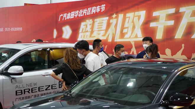 濟(jì)南最新車展，汽車行業(yè)盛宴全景呈現(xiàn)