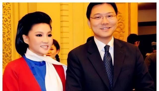 美國(guó)回國(guó)之旅，家的溫馨與友情奇遇的交織