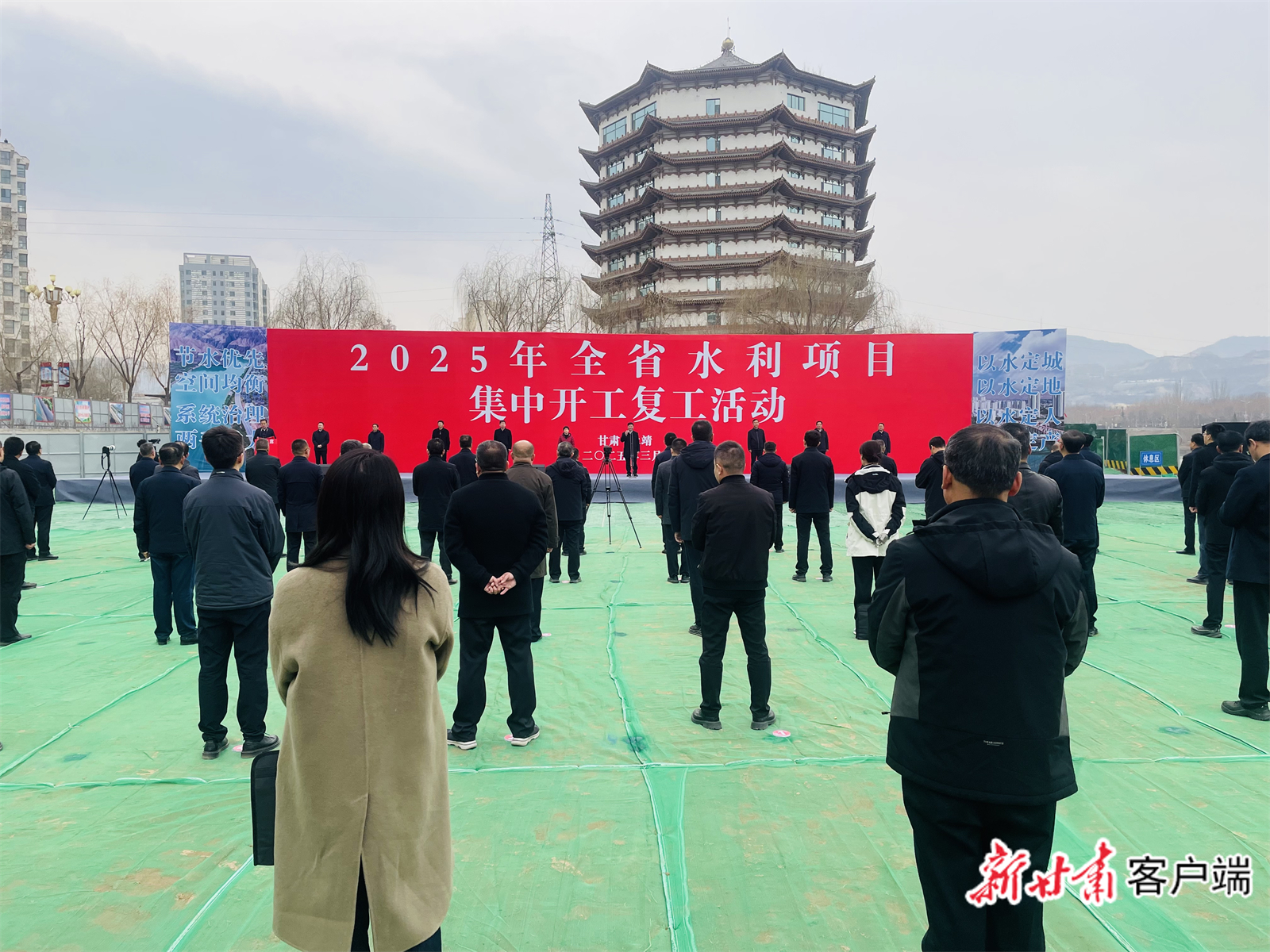甘肅復(fù)工最新動態(tài)，自然美景探索之旅，重拾內(nèi)心平靜