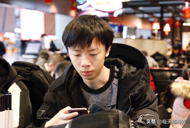 強(qiáng)哥最新版，與自然共舞，探尋內(nèi)心平和之地